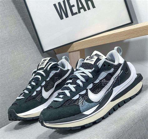 nike sacai replicas